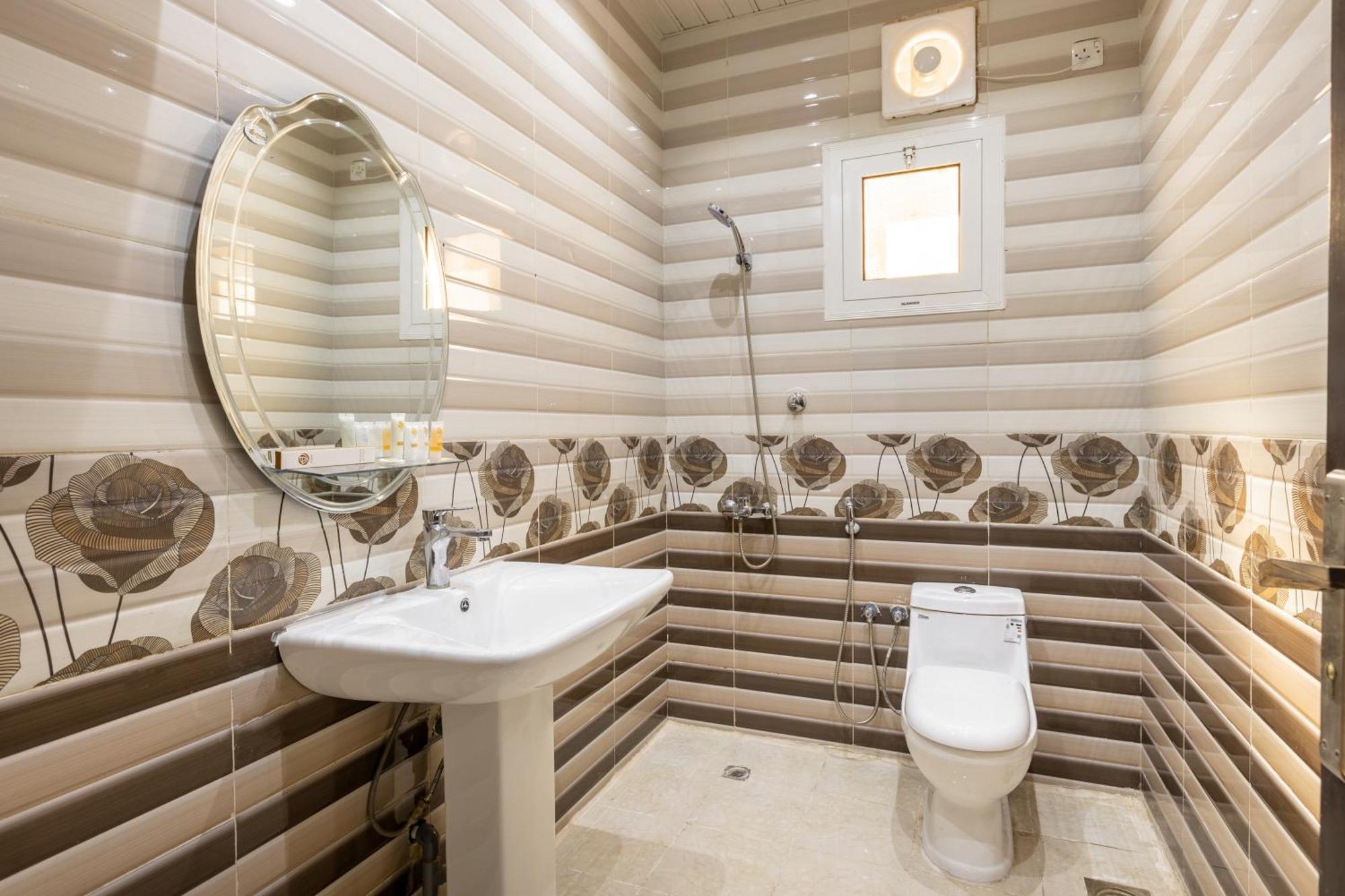 Al-Jamwaut A - Nozol Noor 5 Apartment Медина Екстериор снимка
