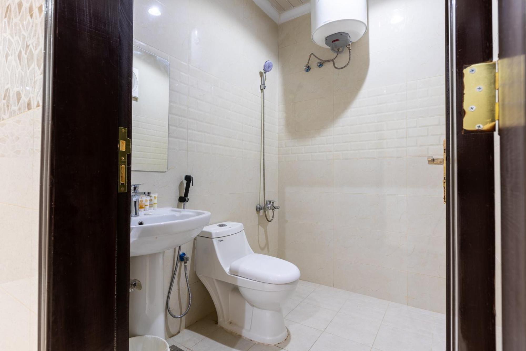 Al-Jamwaut A - Nozol Noor 5 Apartment Медина Екстериор снимка