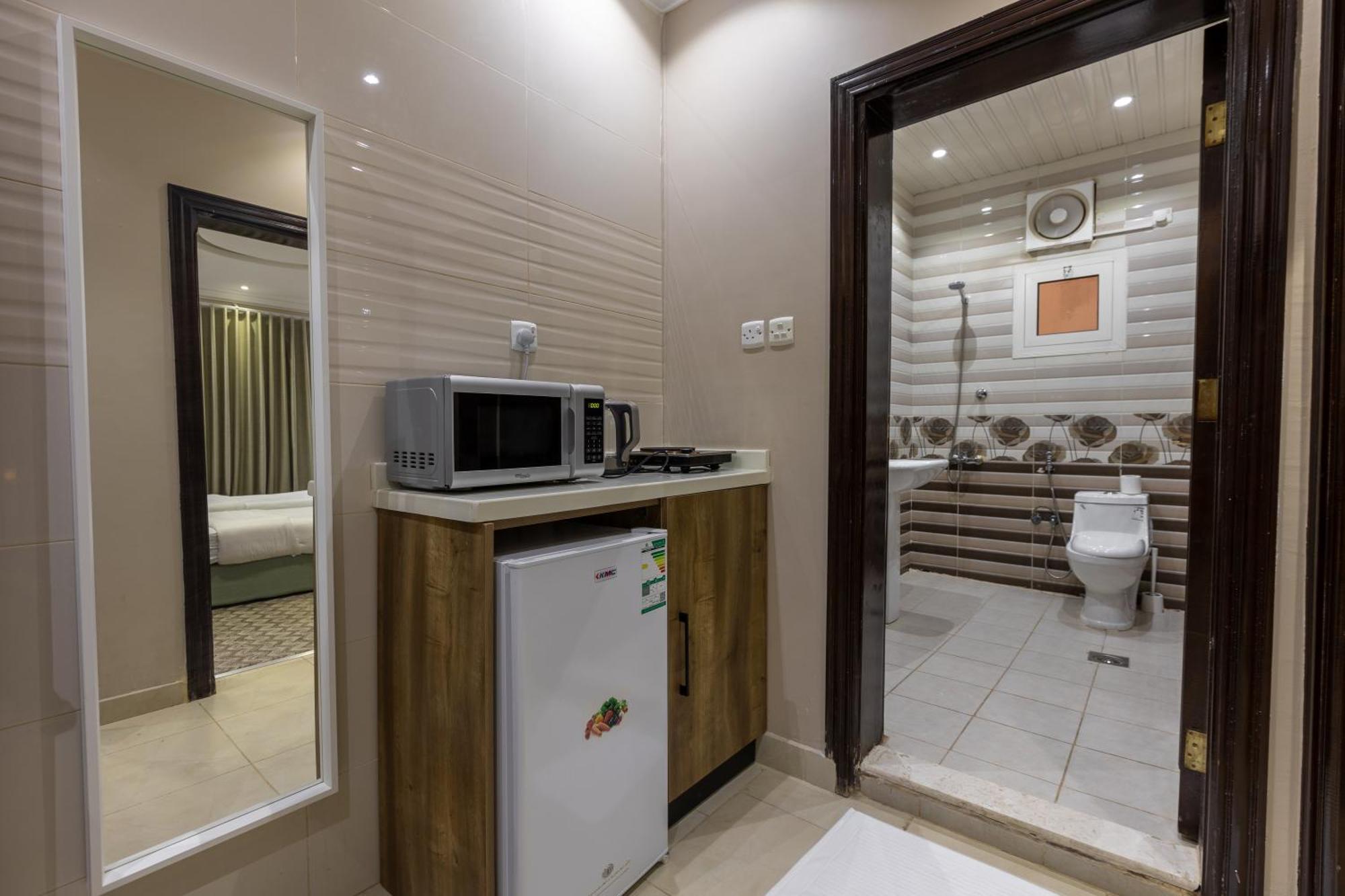 Al-Jamwaut A - Nozol Noor 5 Apartment Медина Екстериор снимка